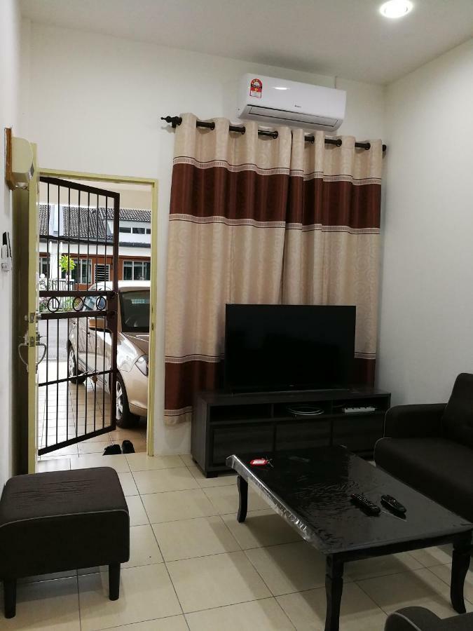 Address No 915, Lorong Uni Central 13, Taman Uni Central, Kuching Samarahan Expressway Kültér fotó